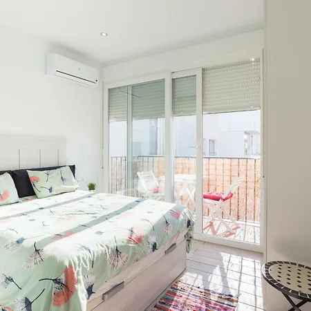 דירה Sea View W/ 2 Rooms, Beach: 1 Minute *