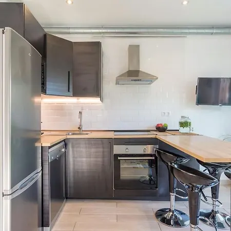 דירה Sea View W/ 2 Rooms, Beach: 1 Minute *