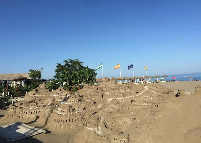 Sea View W/ 2 Rooms, Beach: 1 Minute