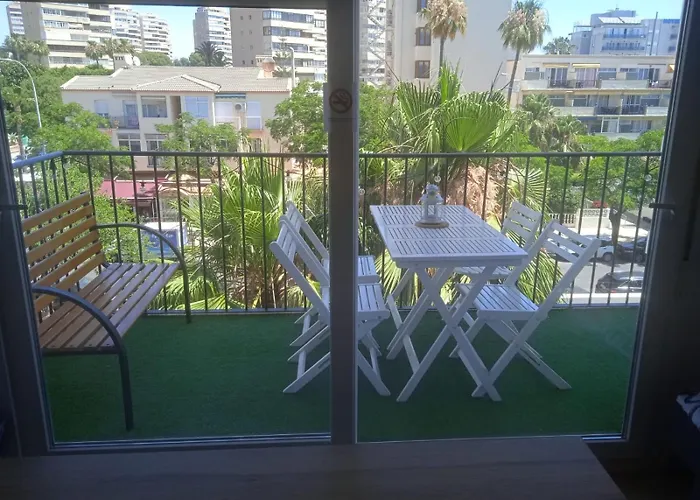 Apartment Sea View W/ 2 Rooms, Beach: 1 Minute Torremolinos